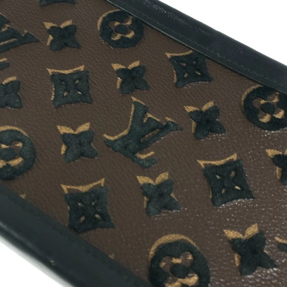 LOUIS VUITTON M45061 Monogram-Tuftage Soft Trunk-Clutch Bag Pouch with Strap - Picture 10 of 16